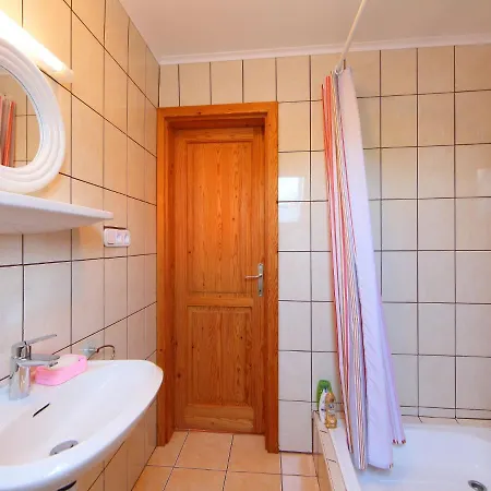 Golf Tee By Interhome قرية بالاتونودفاري