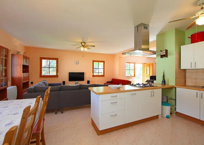 Golf Tee By Interhome * בלטונודבארי