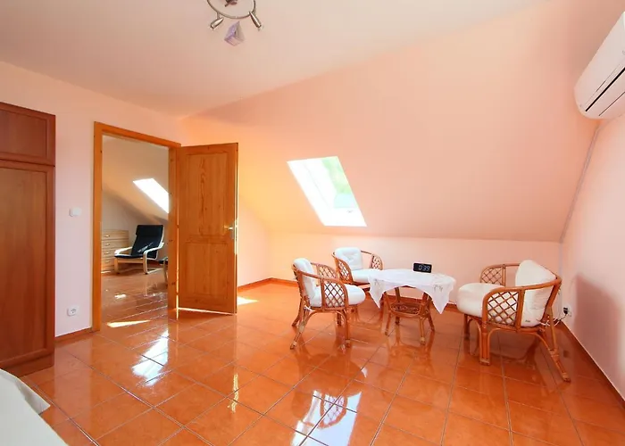 Golf Tee By Interhome * בלטונודבארי